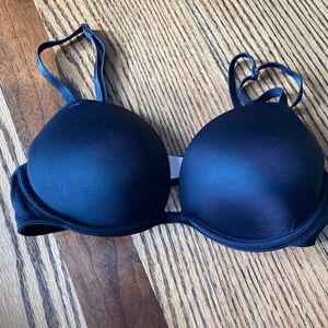 PINK Victoria's Secret Black Smooth Padded Underwire Bra